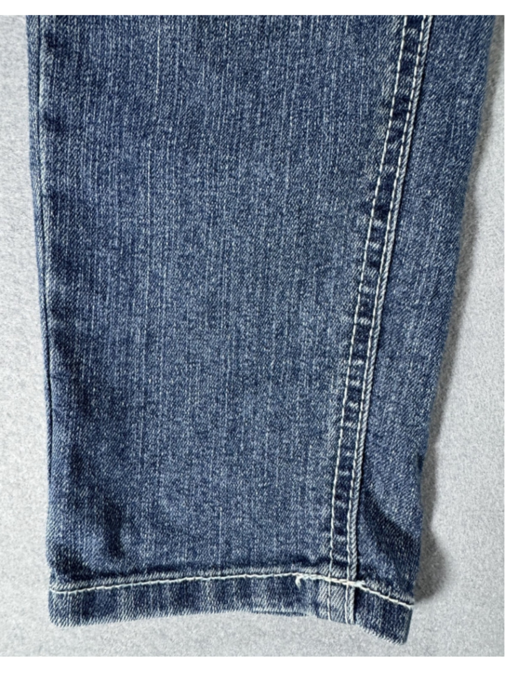 Mudd Girl’s Embroidered Jeans Size 14 w/ adjustable waistband Fun Floral Pattern - Picture 9 of 16